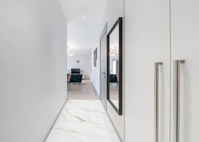 Brand New Apartment With Terrace Near The Sea